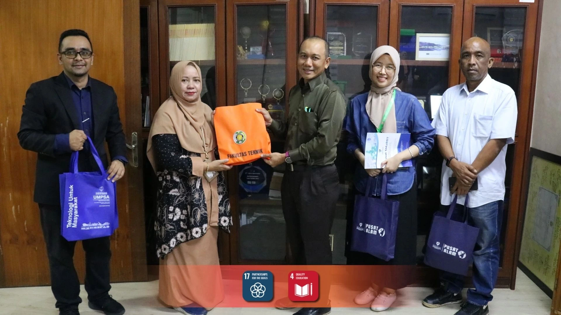 Kunjungan Universiti Malaysia Pahang Al-Sultan Abdullah (UMPSA) ke Fakultas Teknik Universitas Sumatera Utara